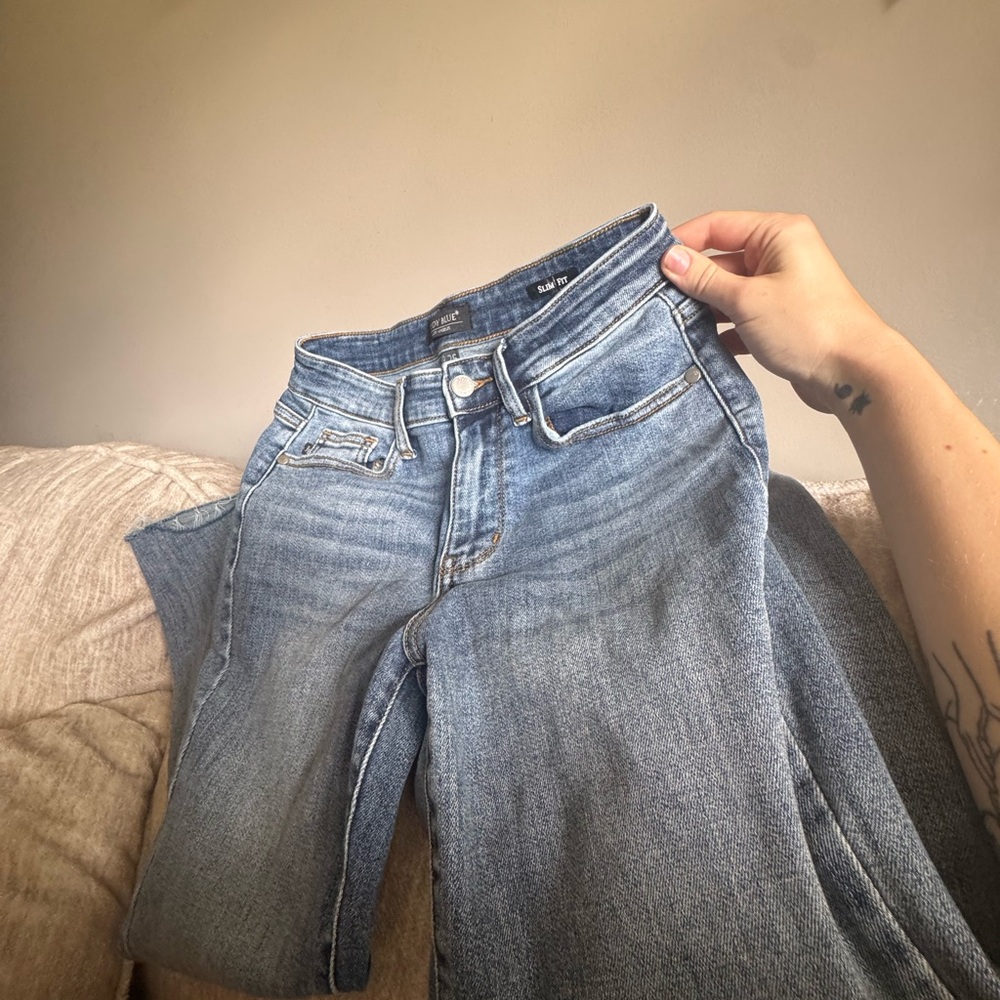 Judy Blue Slim Fit Medium Wash Jeans - Picture 9 of 9